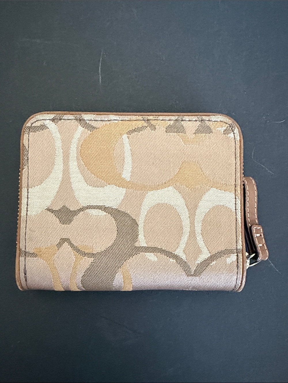 Coach Chelsea Zip Wallet - Picture 2 of 10